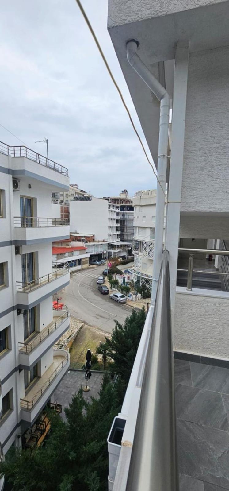 Hotel Edina Apartments By Hp Sarandë Buitenkant foto